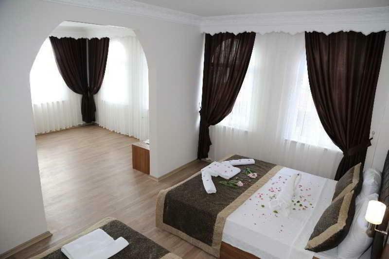 Diamond City Resort Hotel Buyukcekmece Bagian luar foto